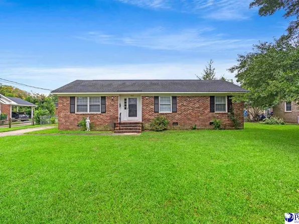 1003 Myrtle St, Mullins, SC 29574