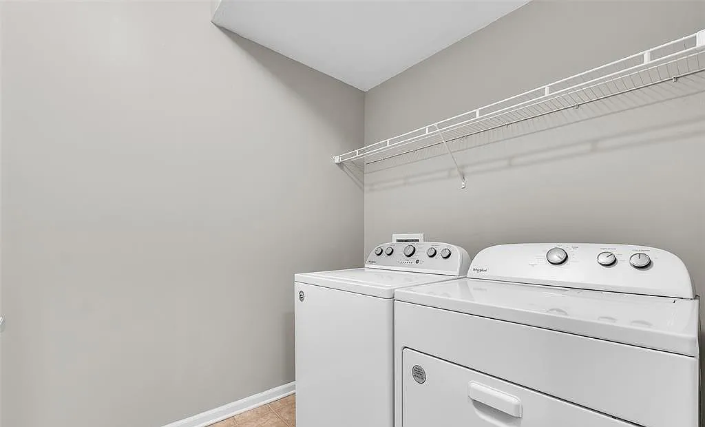 3 bed, 2.5 bath, 1520 sqft, $2,450 — Photo 4