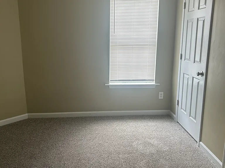 620 Aspen Brook Dr — Photo 4
