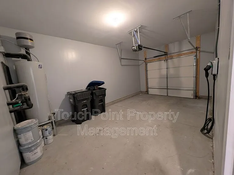 634 Cypress Glen Ln — Photo 33