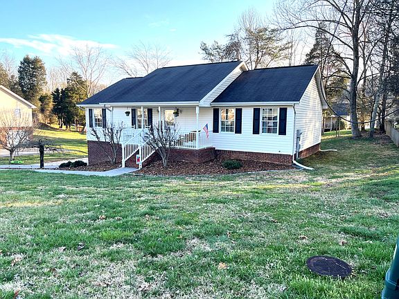 2nd image of 161 Ashley Dr