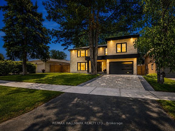 3rd image of 30 Kellythorne Dr