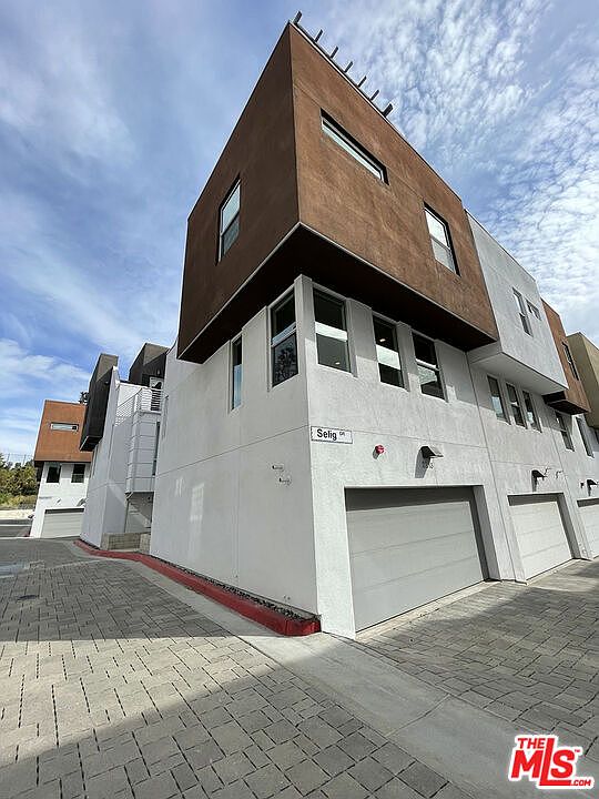1st image of 2213 Selig Dr