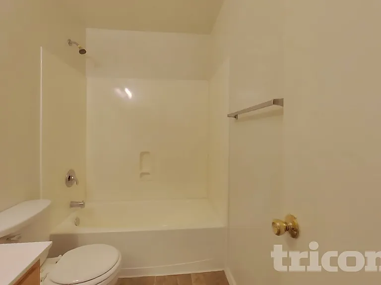 8520 W Sonora St — Photo 17