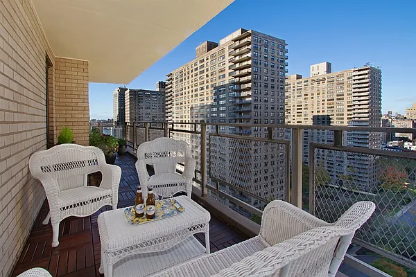Sold by Corcoran | media 5