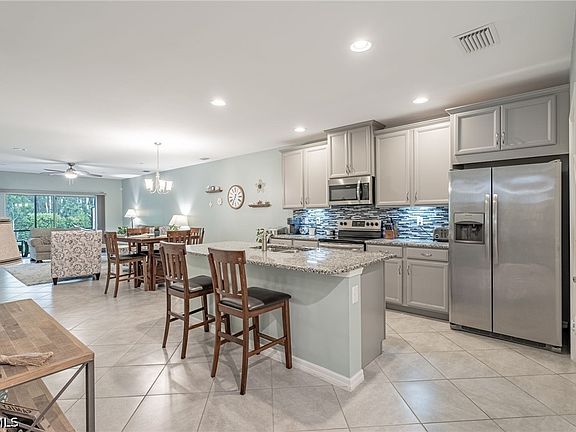 3rd image of 4334 Dutchess Park Rd