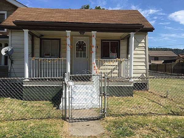1st image of 5014 Washington Ave SE