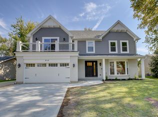 910 Applewood Ln, Algonquin, IL