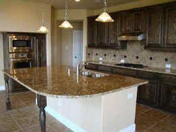 4th image of 1708 Tamarack Dr