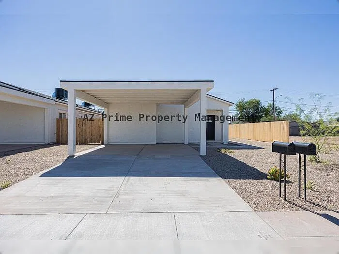 1519 W McKinley St — Photo 2