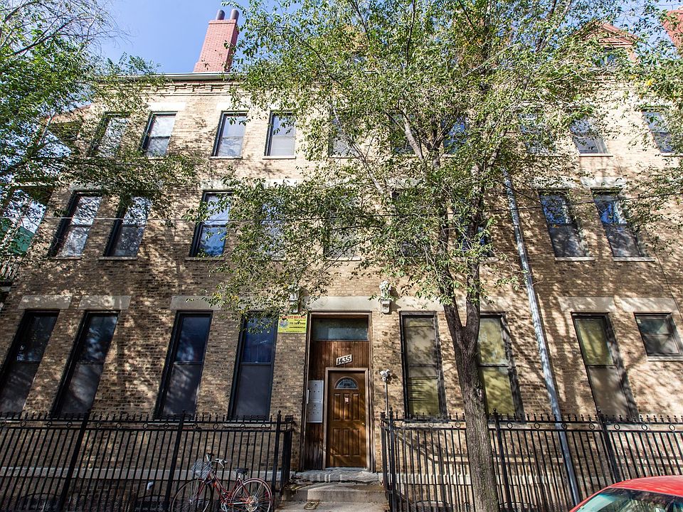 1st image of 1435 W Blackhawk St APT 2R