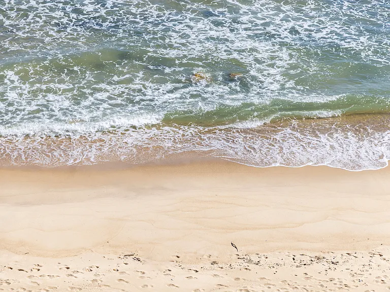 102 Surfside Ave — Photo 26