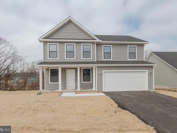 127 Duluth Dr, Martinsburg, WV 25404