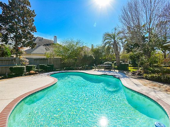 4th image of 1514 Waterwood Ct
