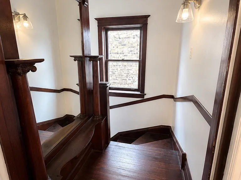 4925 W Henderson St #2 — Photo 3