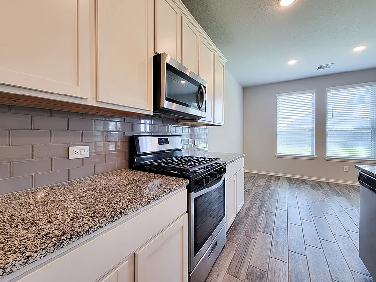 31419 Horseshoe Meadow Bnd — Photo 17