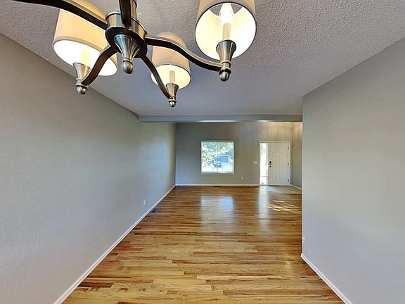 5th image of 19741 E Bellewood Dr