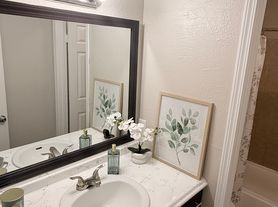 Henderson Grove Apartments