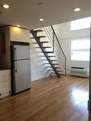 Rented by East Williamsburg Realty Inc | media 41