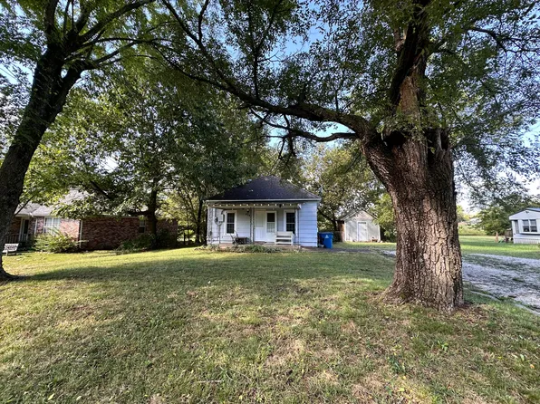 404 N Main Street, Diamond, MO 64840
