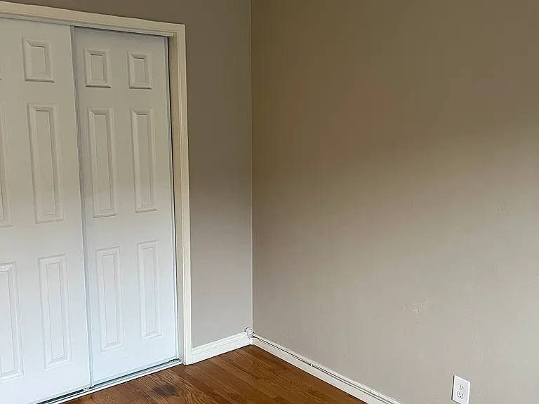 4480 Euclid Ave #K — Photo 10
