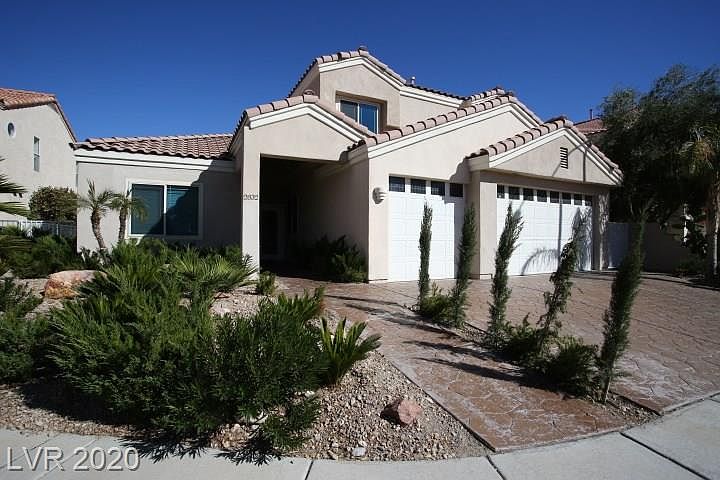 1st image of 2832 Lakecrest Dr
