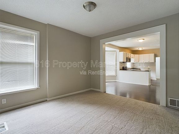 5th image of 5218 Highland Ave
