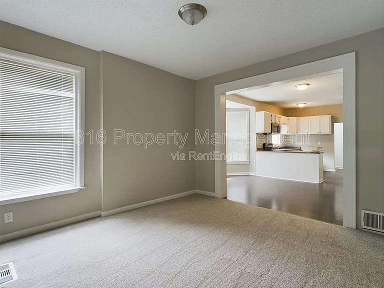 5218 Highland Ave — Photo 5