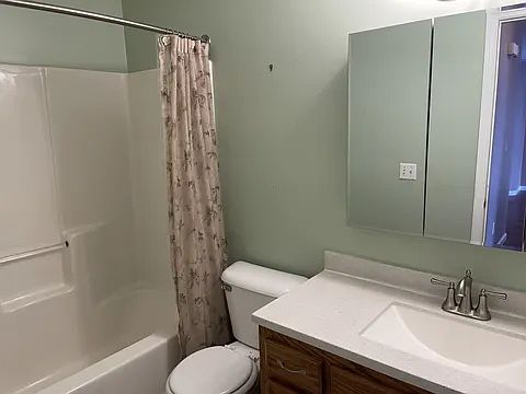 2nd image of 707 Thurman Ct