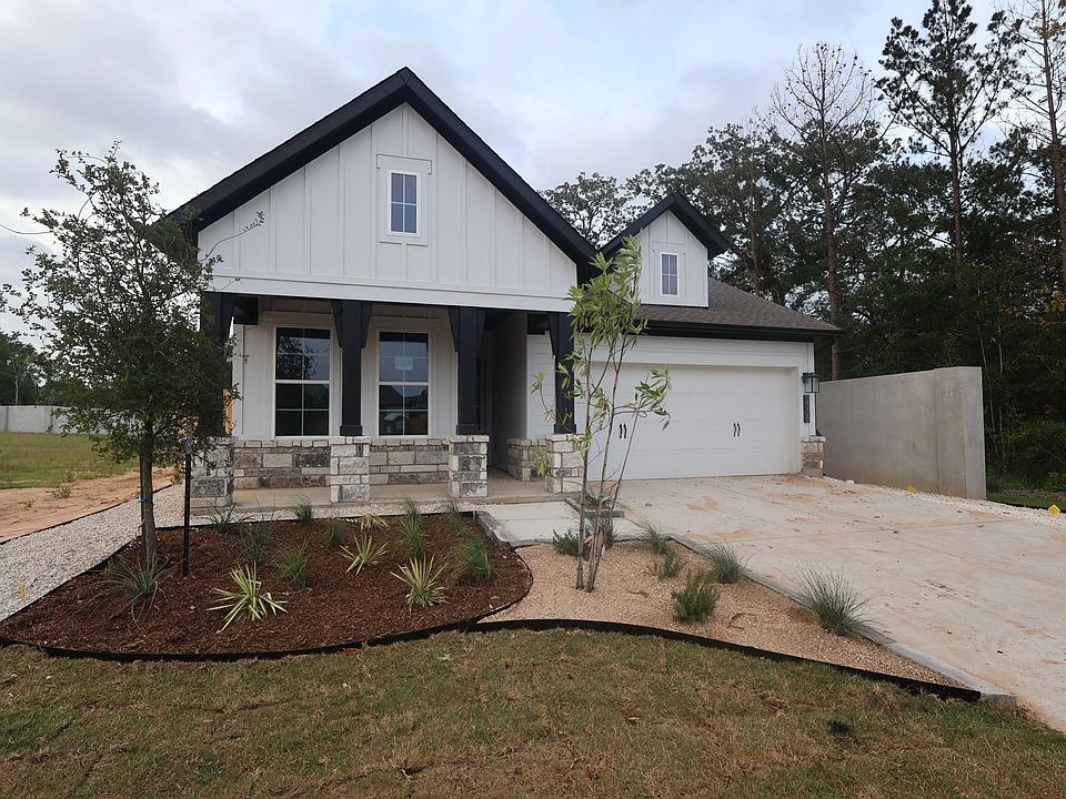 1st image of 2328 Verano St