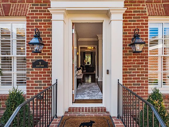 3rd image of 9 Alban Mews