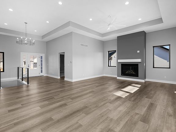 5th image of 316 Linda Ln