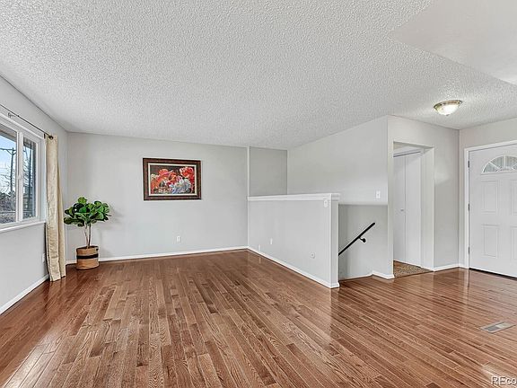 4th image of 4639 Montebello Dr
