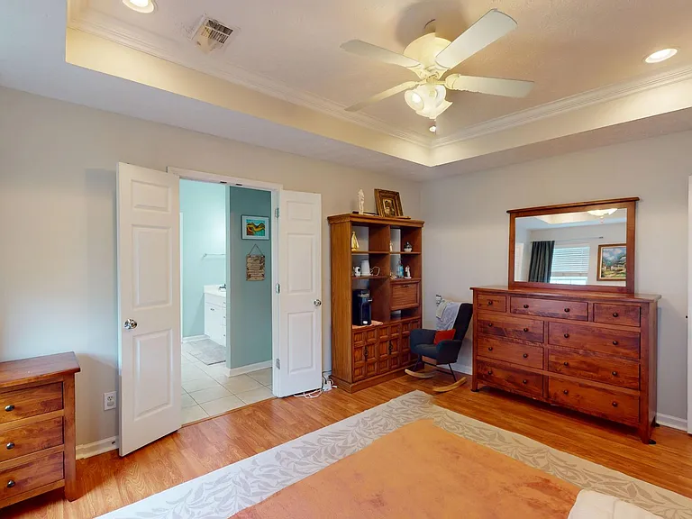 629 Linden Ln — Photo 20