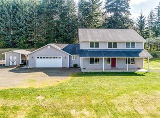 38 Fernhill Rd, Cathlamet, WA 98612