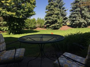 2374 County Farm Ln #D212, Schaumburg, IL 60194