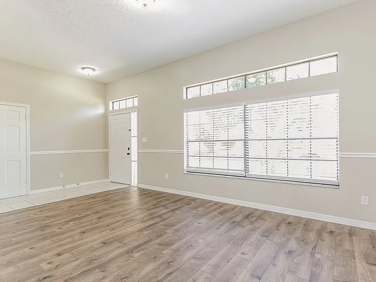 8728 Grandee Dr — Photo 3