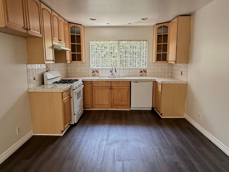 1st image of 5249 Topanga Canyon Blvd