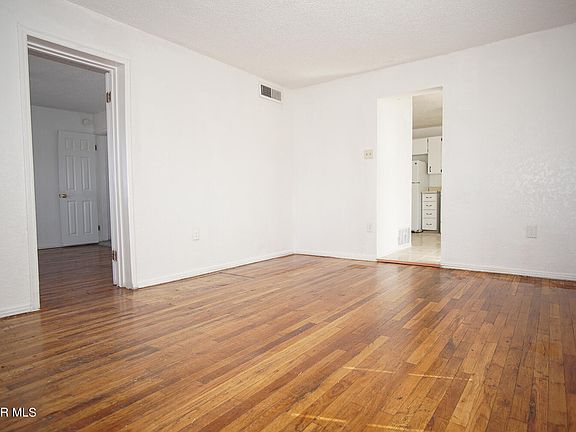 3rd image of 3720 Porter Ave #A