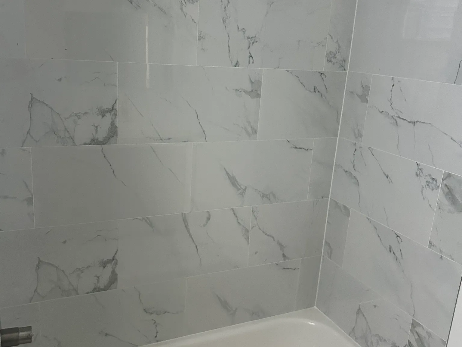 3 bed, $2,400 — Photo 2