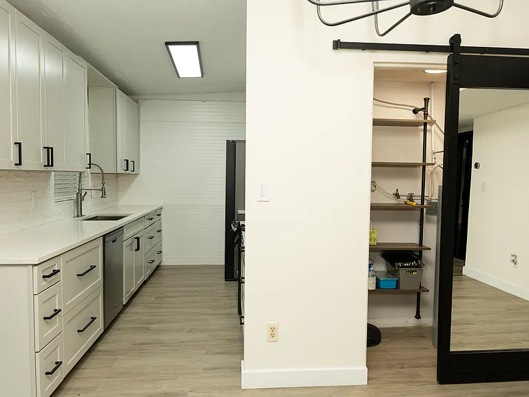 4315 Blonigen Ave — Photo 14