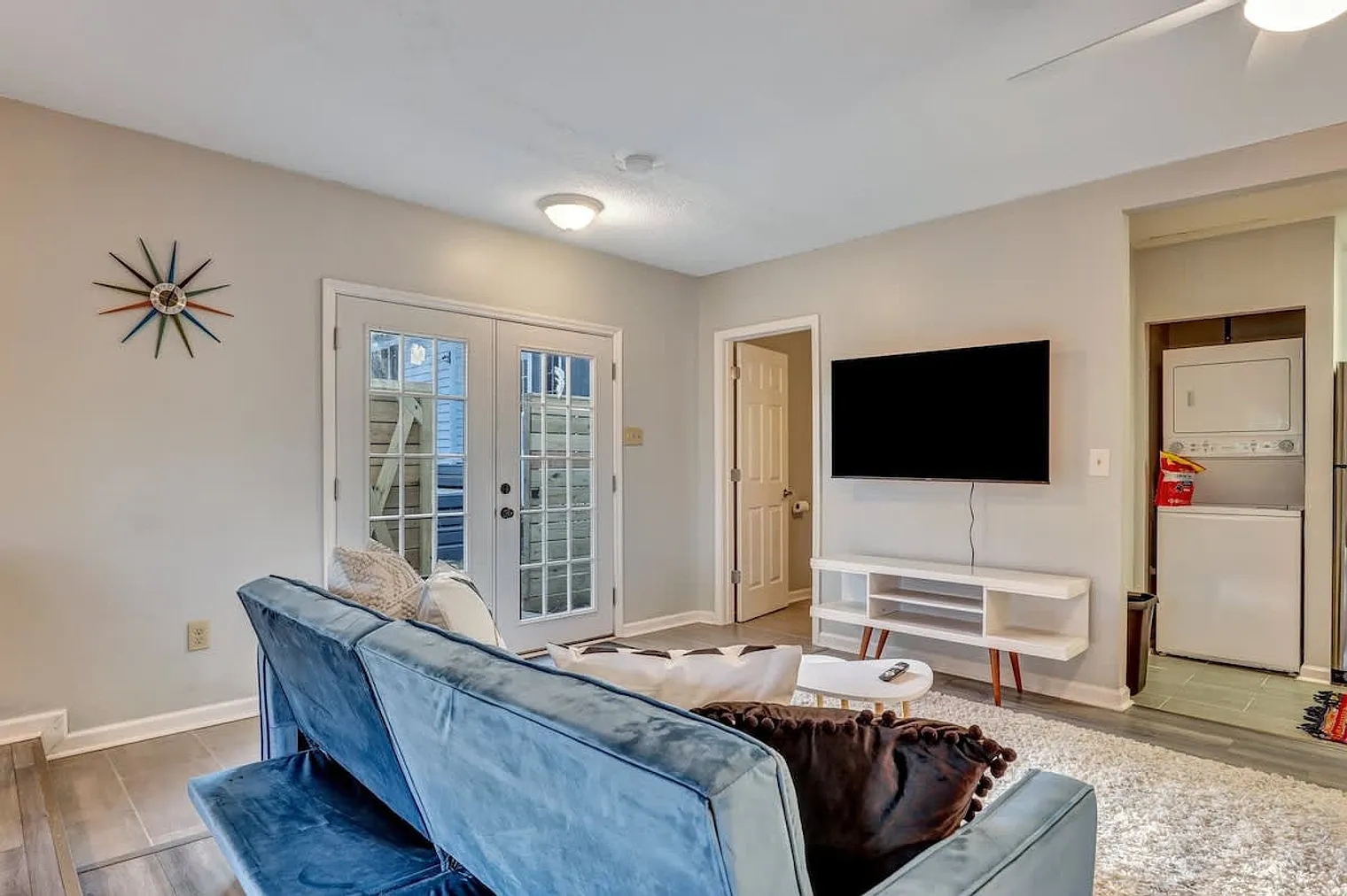 4 bed, 4.0 bath, 1797 sqft, $7,549 — Photo 1