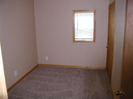 5th image of 1113 S 6th St