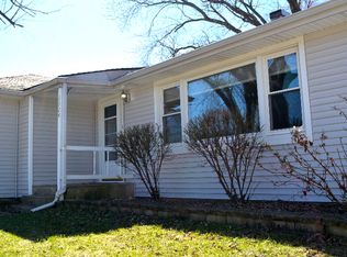 1324 Hamilton Ave, Elmhurst, IL 60126