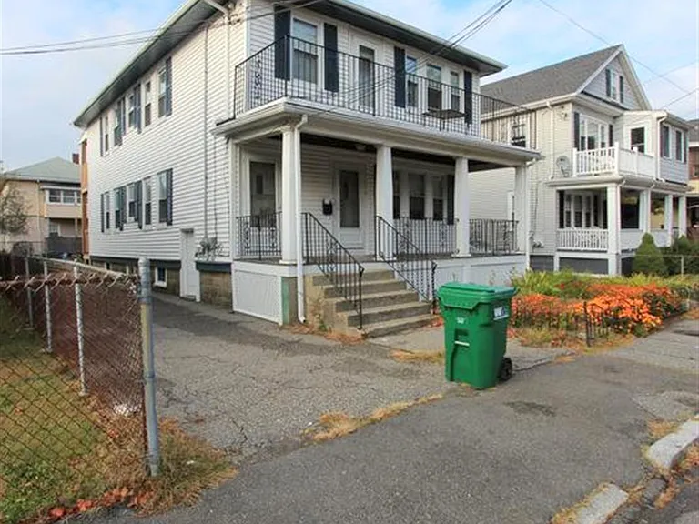 121 Yale St — Photo 15