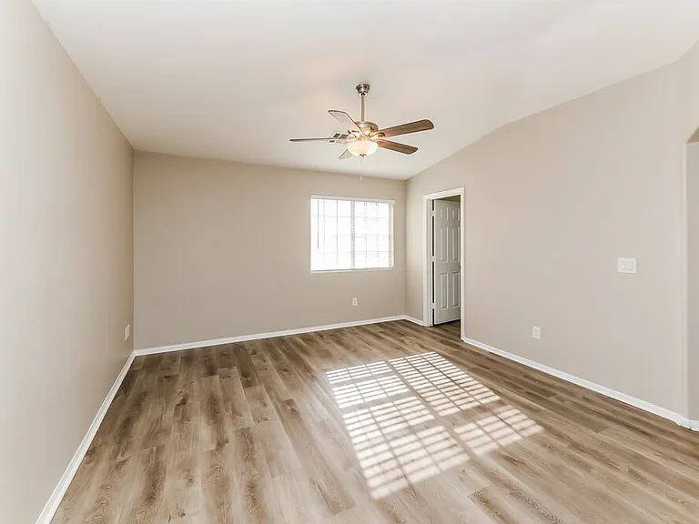 7643 Morning Lake Dr — Photo 8