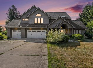 135 Tiffany Ln, Battle Creek, MI 49015