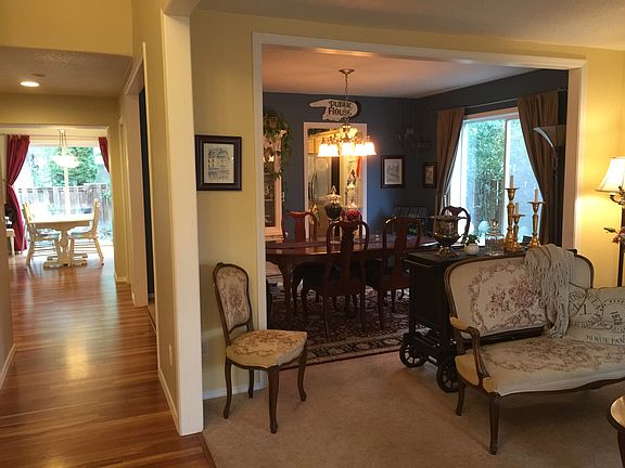 Formal Living & Dining 