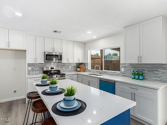 5th image of 4830 E PERSHING Avenue