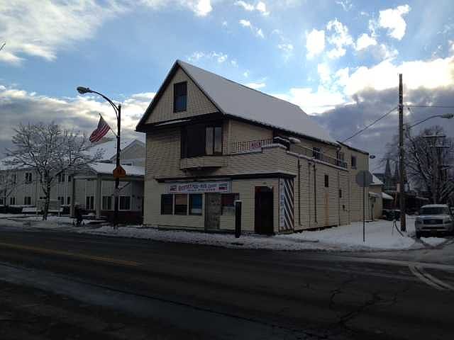 1st image of 860 Tonawanda St